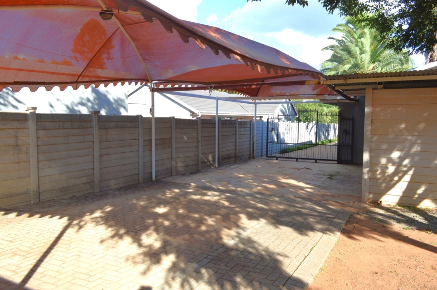 4 Bedroom Property for Sale in Flimieda North West